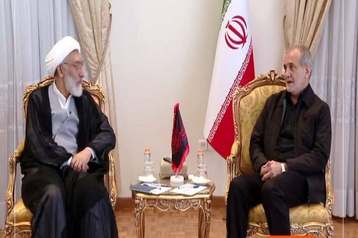 حجت الاسلام پورمحمدی و مسعود پزشکیان