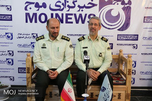 ارائه دهندگان کلیه خدمات عمومی باید توسط پلیس تعیین صلاحیت شوند