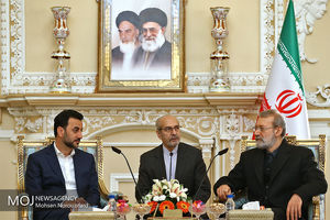 دیدار وزیر ورزش عراق با علی لاریجانی