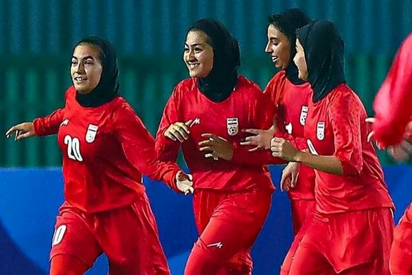 تیم ملی فوتبال دختران ایران عربستان را در خانه خود شکست داد