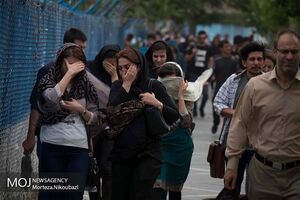 وزش باد شدید در آسمان تهران فردا جمعه