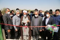 بهره برداری از زمین چمن روستای علی آباد انقلاب با حضور استاندار قم