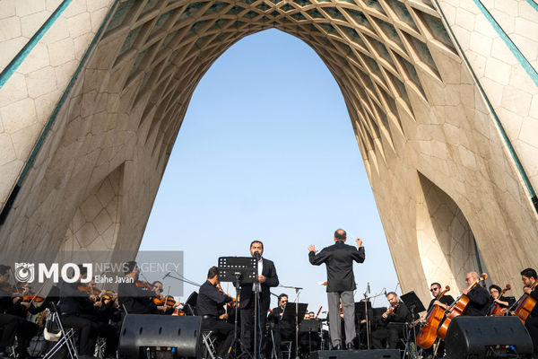 وزارت ارشاد برگزاری کنسرت‌های خیابانی در میدان آزادی را تکذیب کرد