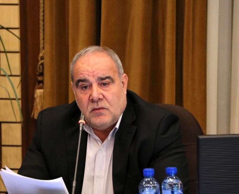 مسئولین درباره حواشی باشگاه تراکتورسازی شفافسازی کنند