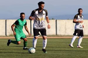 برد شیرین شاگردان پیروز قربانی در خانه/ شاهین در سیرجان شکار شد