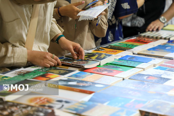 ایران با ۲۵۰ عنوان کتاب در نمایشگاه استانبول حاضر شد