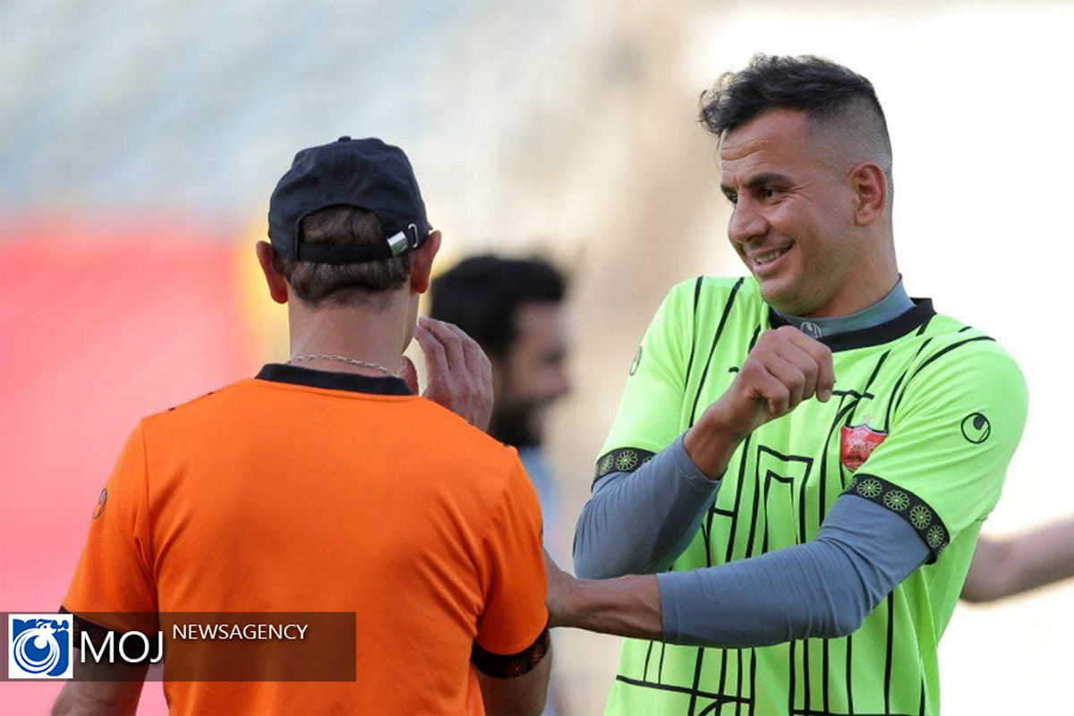 تمرین سرخابی ها قبل از دربی جام حذفی