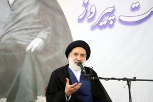 تمرکز دولت بر حل مشکلات مردم ضروری است