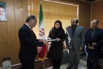 انتصاب یک خانم به عنوان سرپرست کتابخانه های عمومی آستارا 