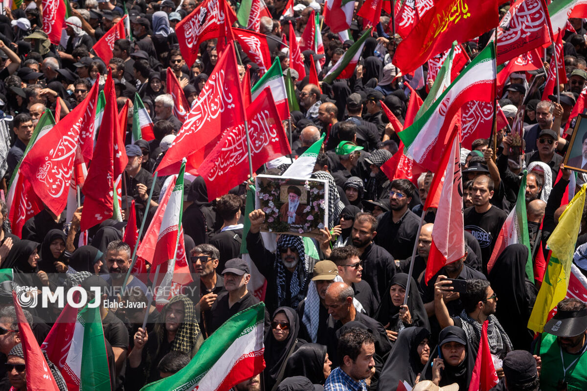 مراسم تشییع پیکر مطهر رهبر شهید انقلاب در تهران
