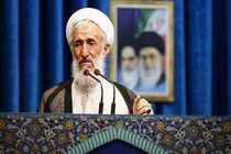 حامیان سازش با آمریکا به تجارب گذشته حواسشان باشد