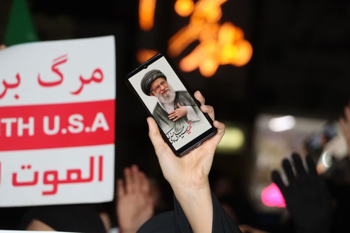 فراخوان پویش «ایران به امضای هنرمندان» منتشر شد