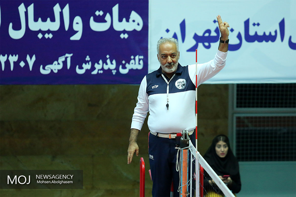 دیدار تیم های والیبال پیکان و شهرداری ورامین