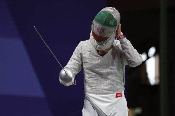 ۸ بانوی شمشیرباز به اردوی تیم ملی فلوره دعوت شدند