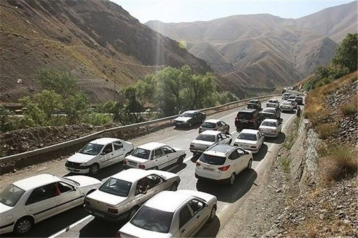 آزادراه تهران-شمال و جاده چالوس یک طرفه است