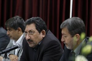 بازسازی فولاد مبارکه اولویت ملی است