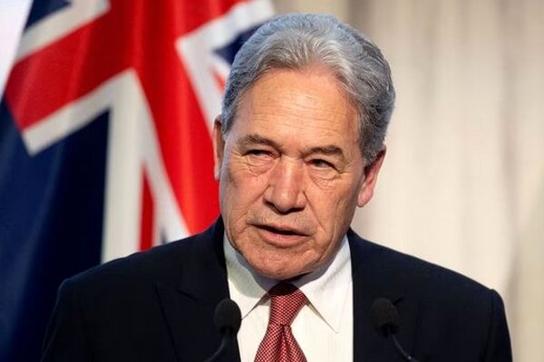 به رسمیت شناختن کشور فلسطین را بررسی خواهیم کرد