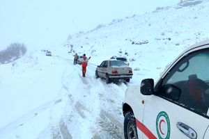 امدادرسانی هلال‌احمر بام ایران به ۳۶۰ نفر در برف و کولاک اخیر