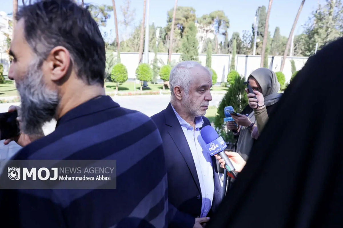 حاشیه+جلسه+هیات+دولت+-+۱۶+آبان