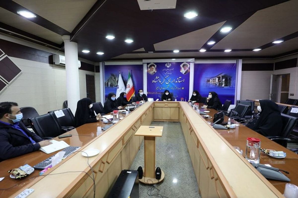 مديركل بانوان استانداری کرمانشاه