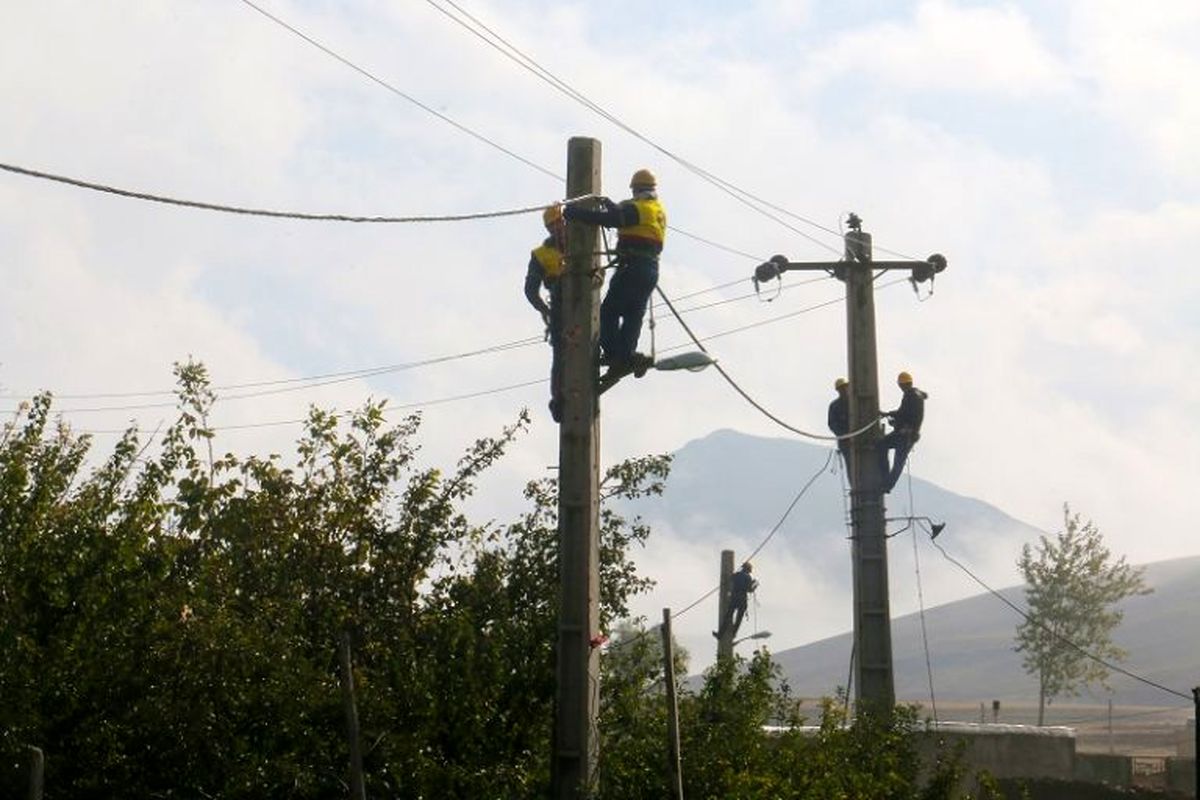 برق روستای حاجی آباد 