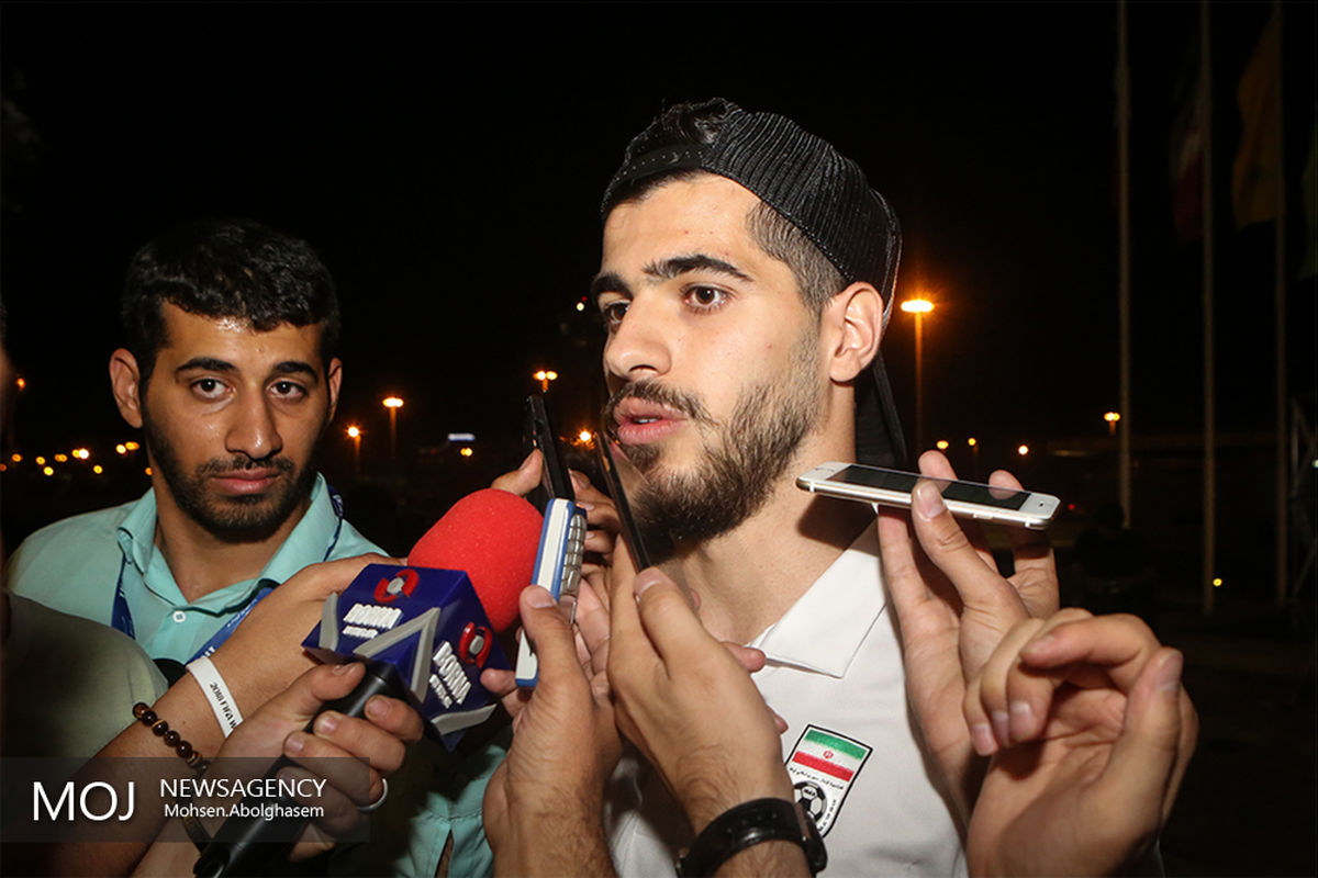 بازگشت افتخارآفرینان تیم ملی فوتبال به ایران/سعید عزت اللهی