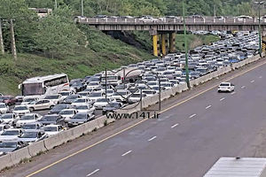 ترافیک سنگین وسایل نقلیه در برخی از محورهای مواصلاتی کشور