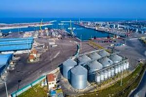 منطقه آزاد مازندران به نخستین واحد تولیدی معافیت قانونی اعطا کرد