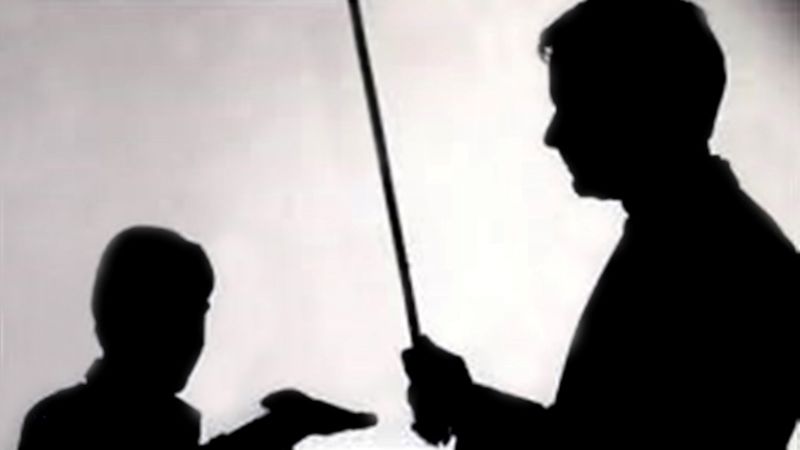 روند بررسی تنبیه بدنی دانش آموز کازرونی ادامه دارد